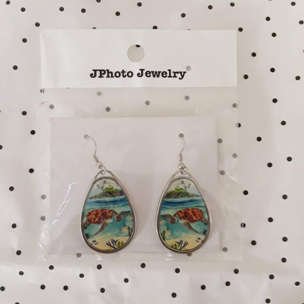🛒3 for $15 Sale!!  Sea Turtle Earrings Tear Drop Hook Photo Jewelry